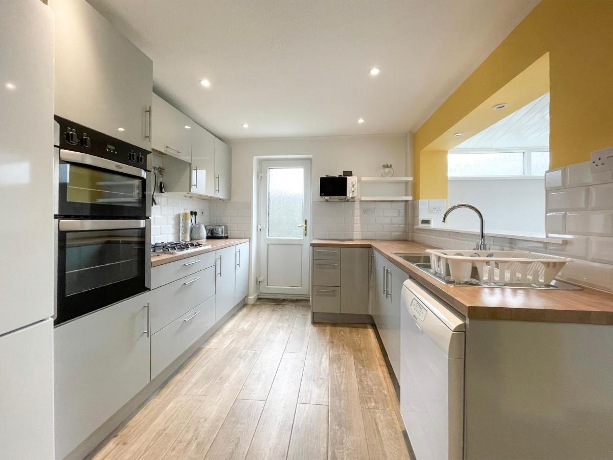 Well Situated, Cosy 2 Bed House Villa West Kirby Kültér fotó